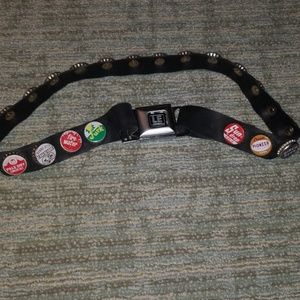 COPY - Little Earth Bottle Cap Seat Buckle belt